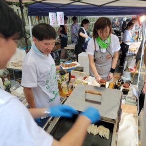 『Soar up 東大阪 』 9月29日【東大阪熱血取材】東大阪市枚岡神社で開催の「2024　河内おいしいもん市」に行ってきました。